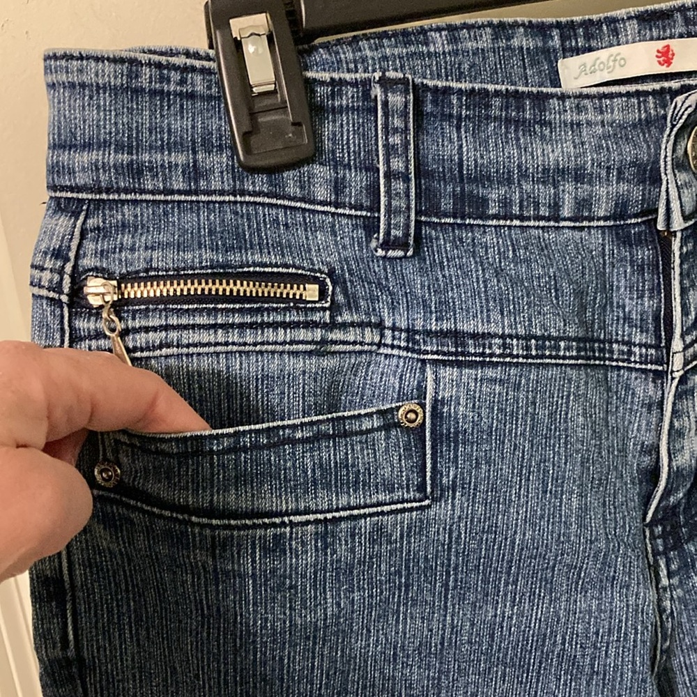 Sexy Adolfo Jeans Size 8 Excellent Condition. Zippers, Unique Pockets.
